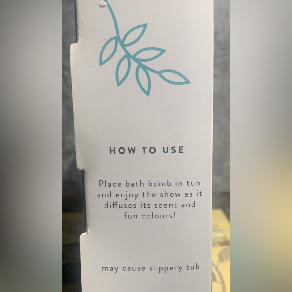 Naturally Vain Bath Bombs - Picture 9 of 15